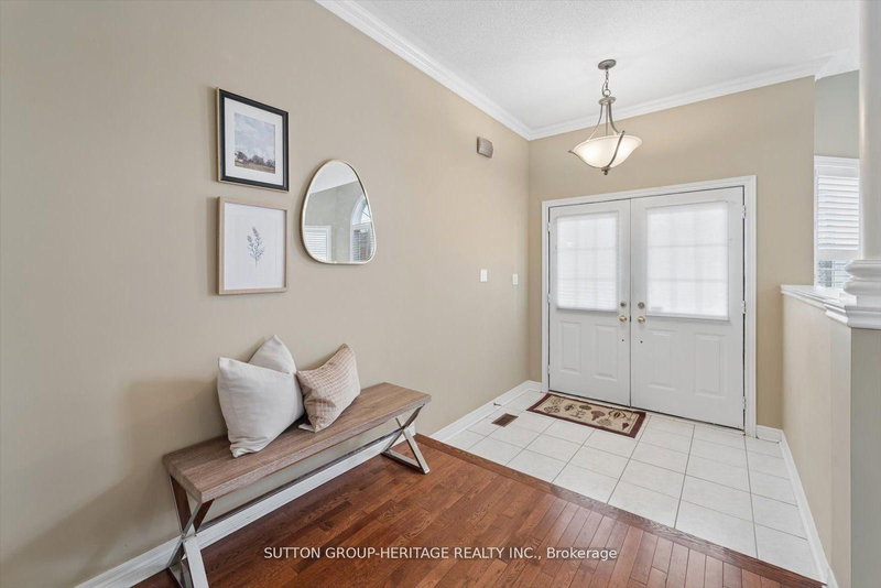 1886 Pine Grove Ave, Pickering, L1V 7C6 | Image 2