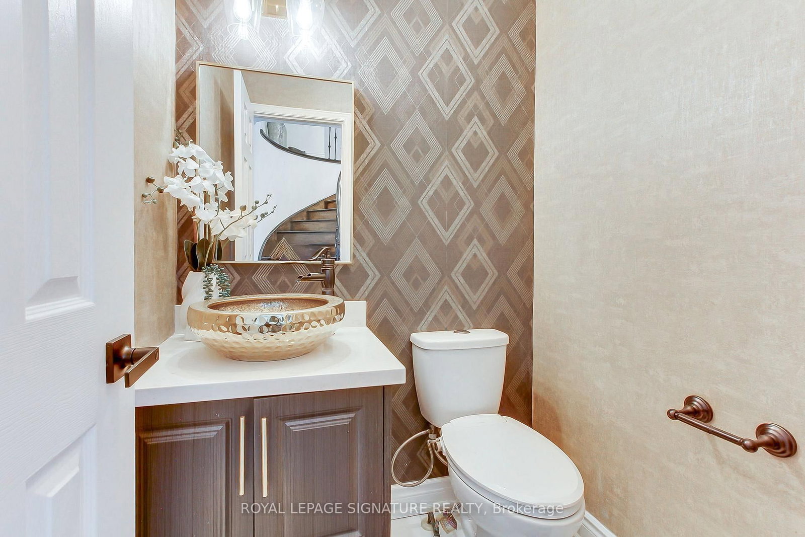 Detached House for sale at 43 Falstaff Crescent, Whitby, Ontario, L1R 1W3 - Rolling Acres - MLS: E13016324