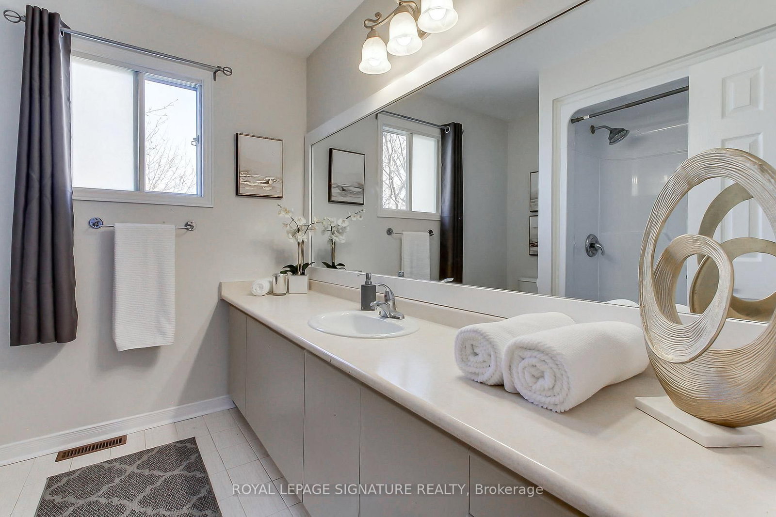 Detached House for sale at 43 Falstaff Crescent, Whitby, Ontario, L1R 1W3 - Rolling Acres - MLS: E13016324