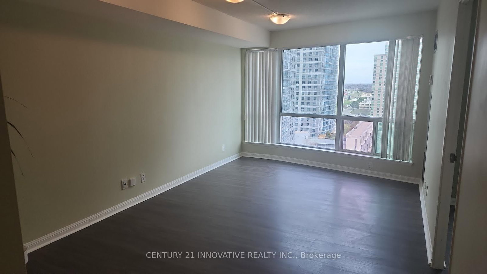 18 Lee Centre Drive, Unit 1705 - Photo 5