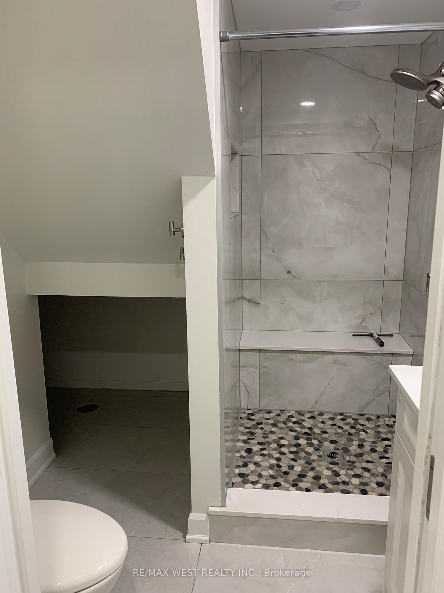 3100 Kingston Road, Unit 14 - Photo 17