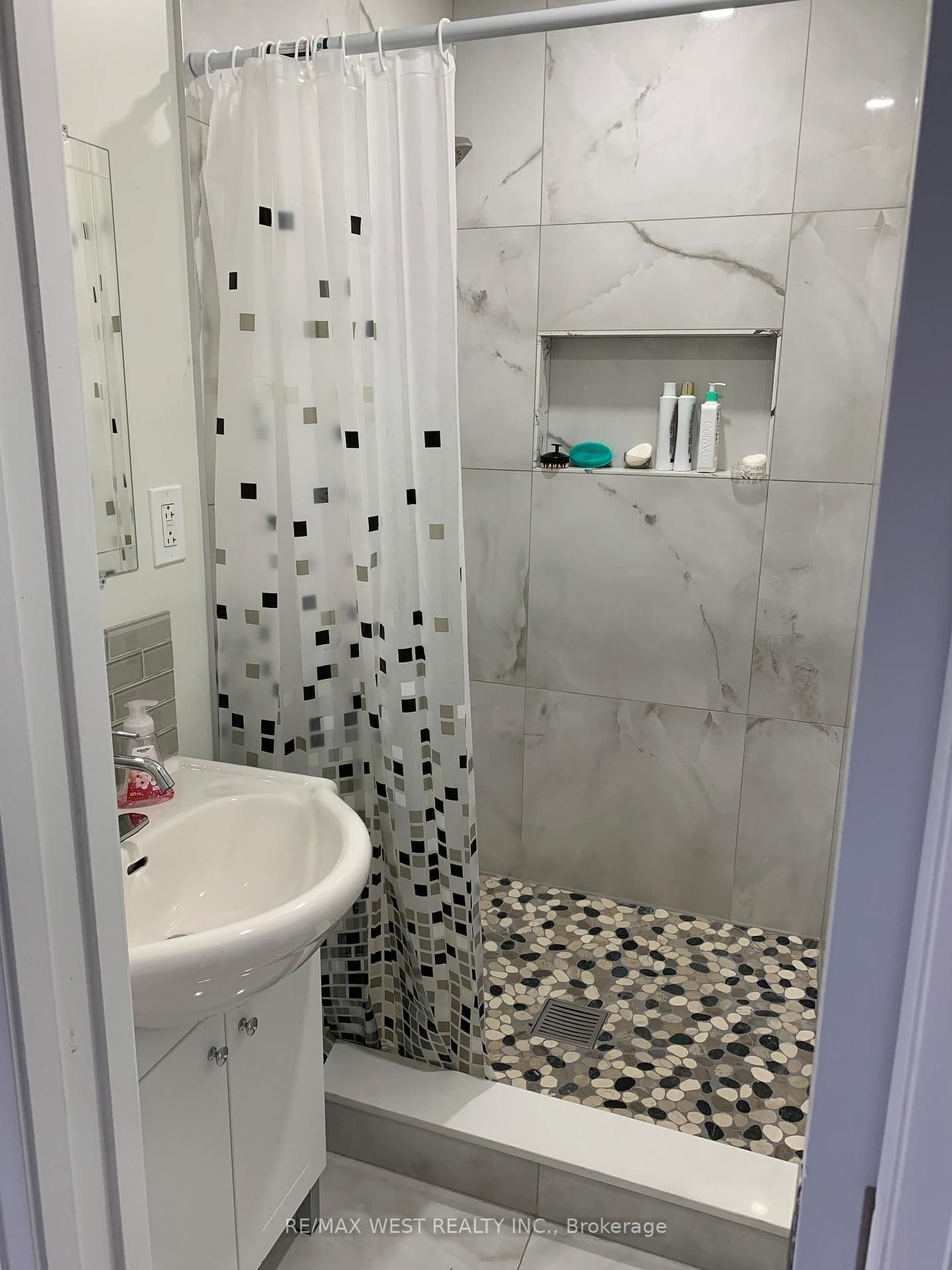 3100 Kingston Road, Unit 14 - Photo 23