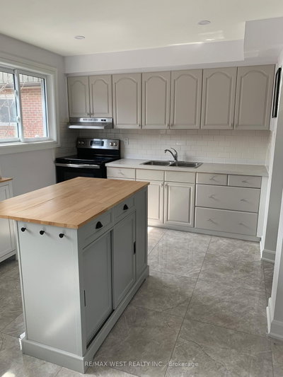 Unit 14 — 3100 Kingston Road — more photos