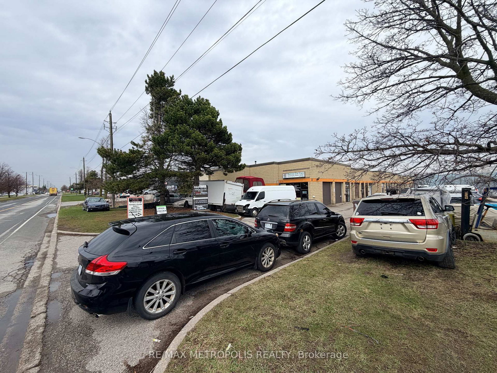 695 Finley Avenue, Unit 3