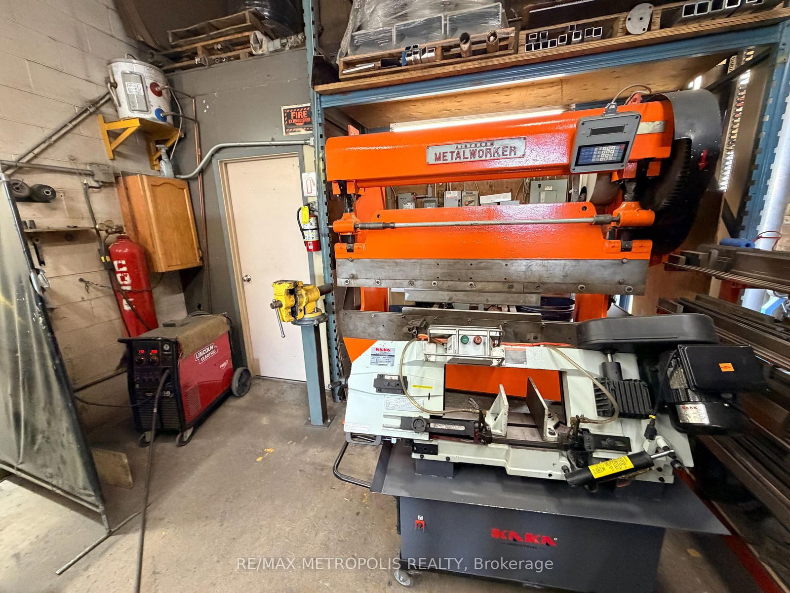 695 Finley Avenue, Unit 3 - Photo 14