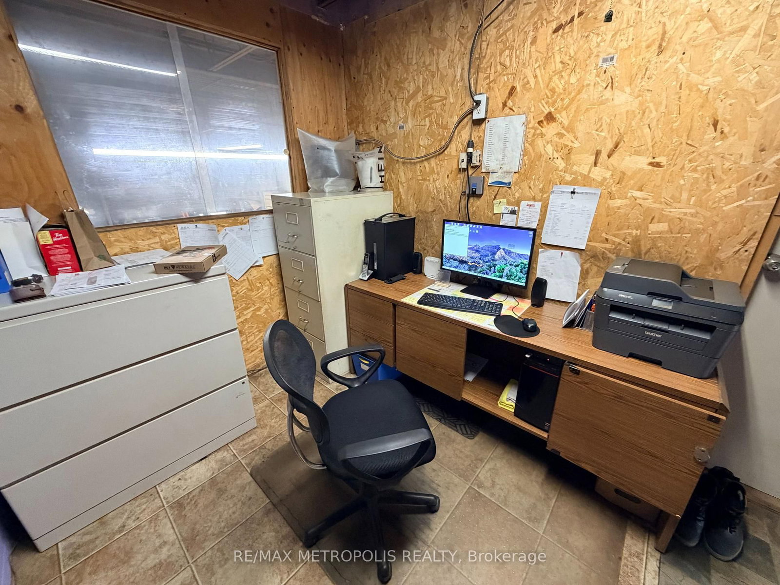 695 Finley Avenue, Unit 3 - Photo 25