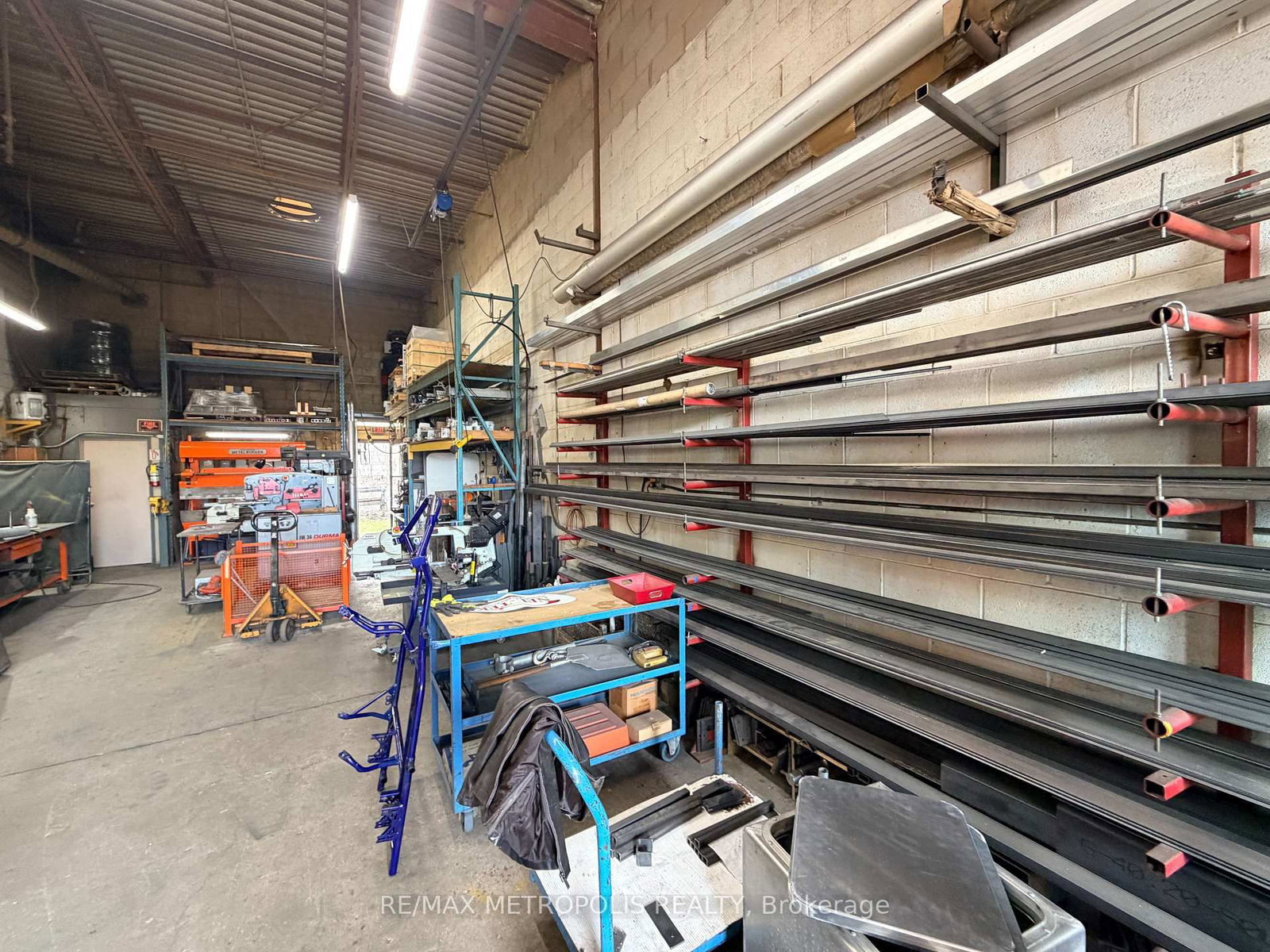 695 Finley Avenue, Unit 3 - Photo 7