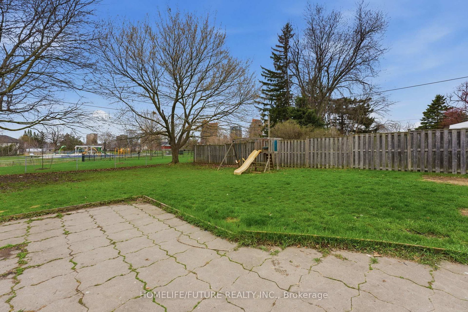 102 Kings Crescent - Photo 14