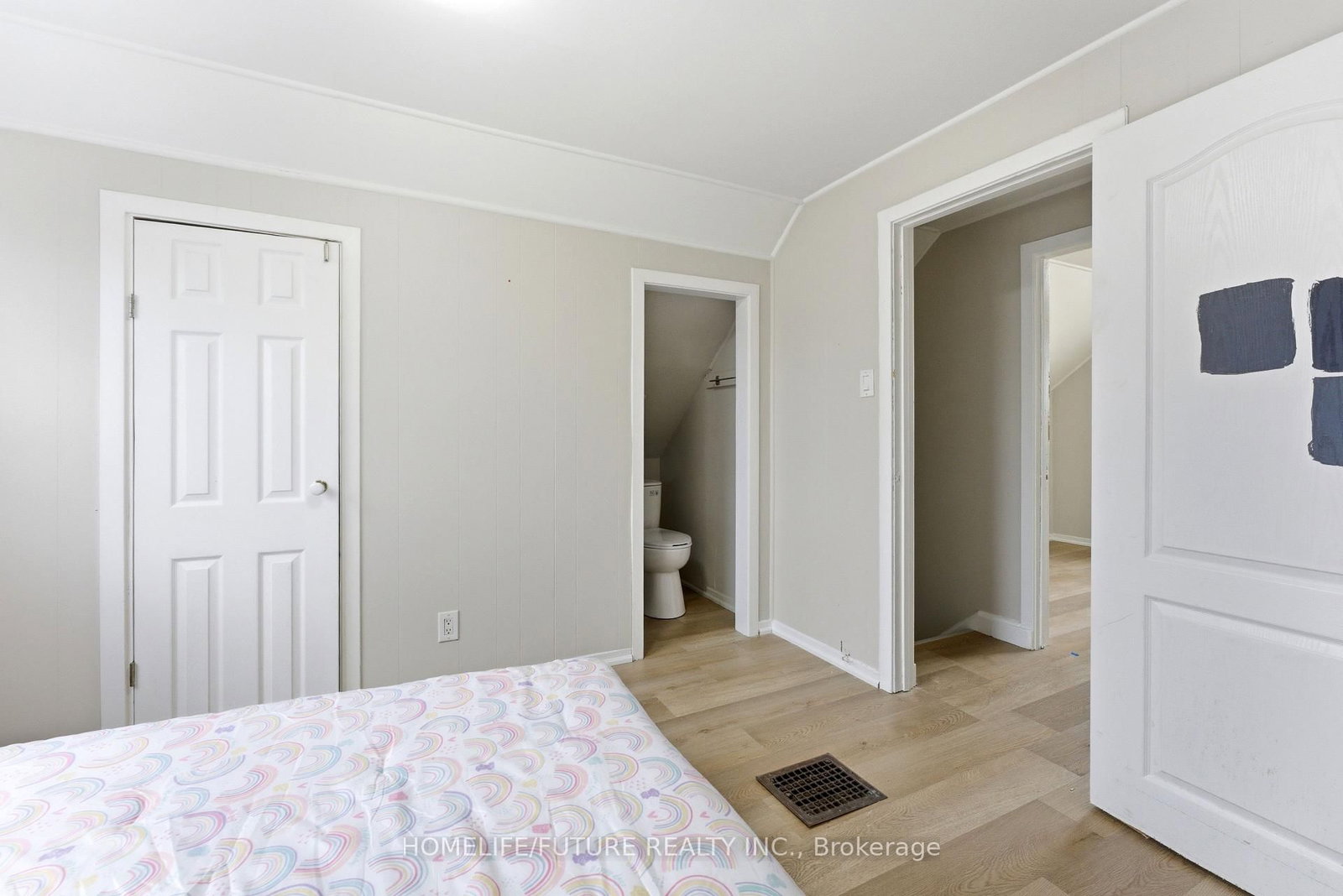 102 Kings Crescent - Photo 18