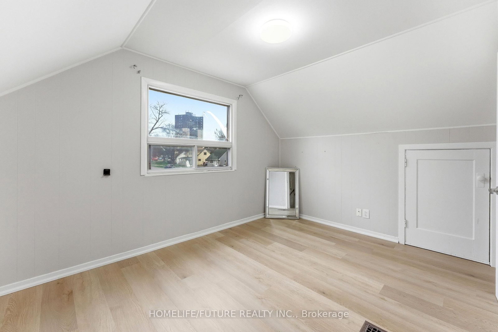 102 Kings Crescent - Photo 19