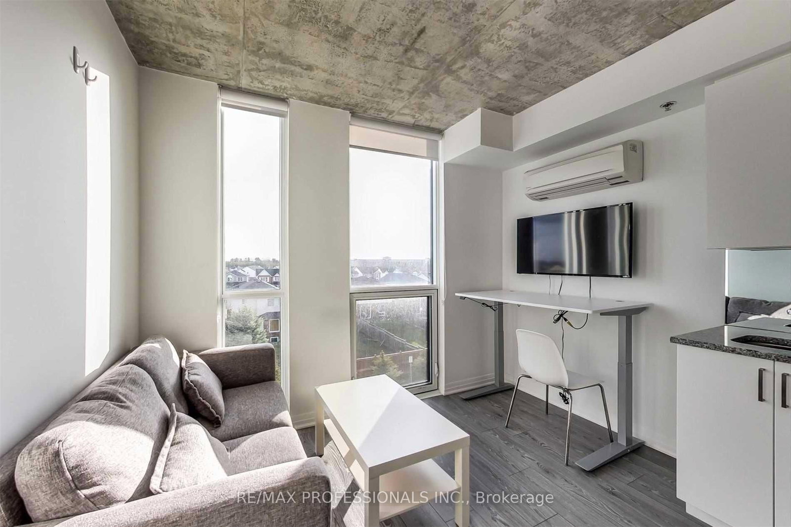 1900 Simcoe Street N, Unit 444 - Photo 11