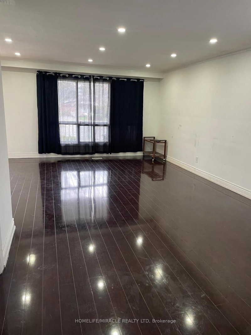 main - 422 Brimorton Dr, Toronto, M1H 2E5 | Image 3