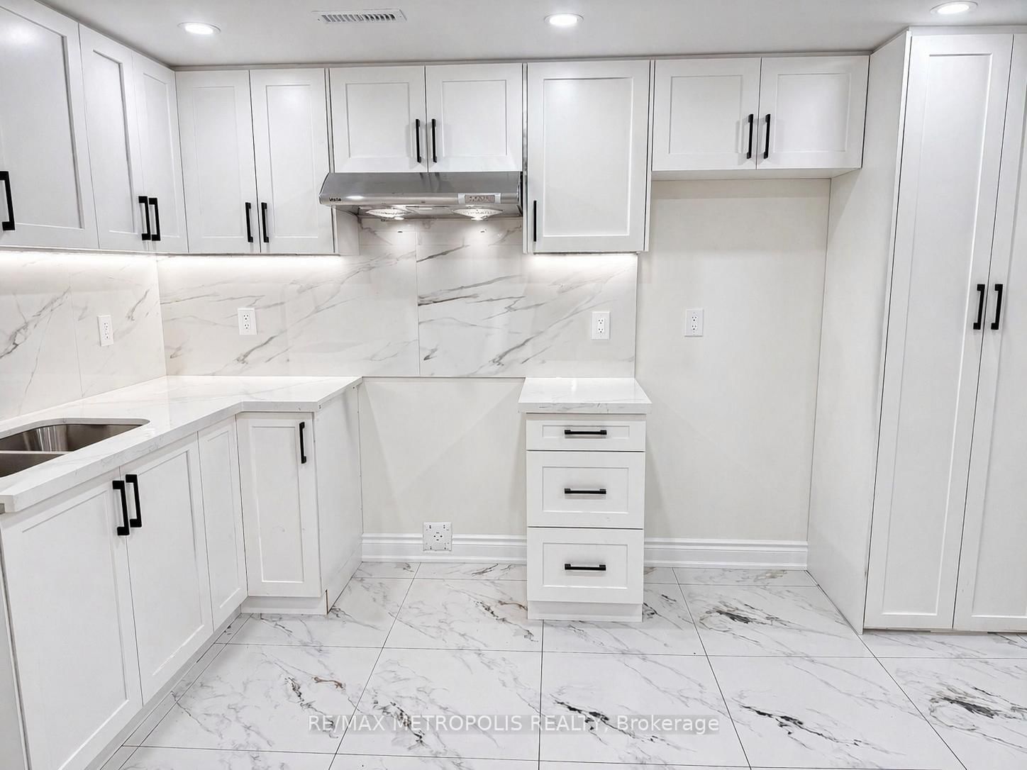 754 Eyer Drive, Unit Bsmt - Photo 6