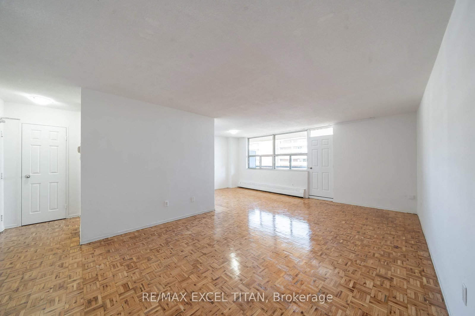 5 Glamorgan Avenue, Unit 914 - Photo 7