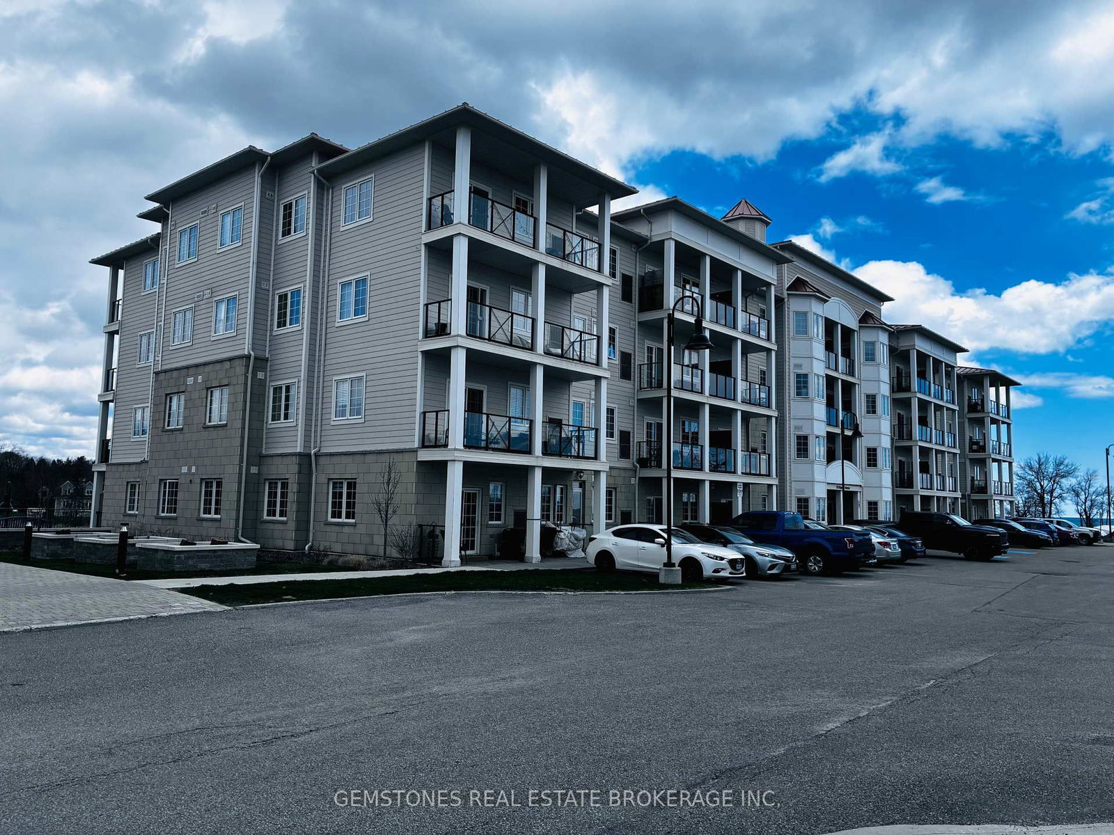 70 Shipway Avenue, Unit 102