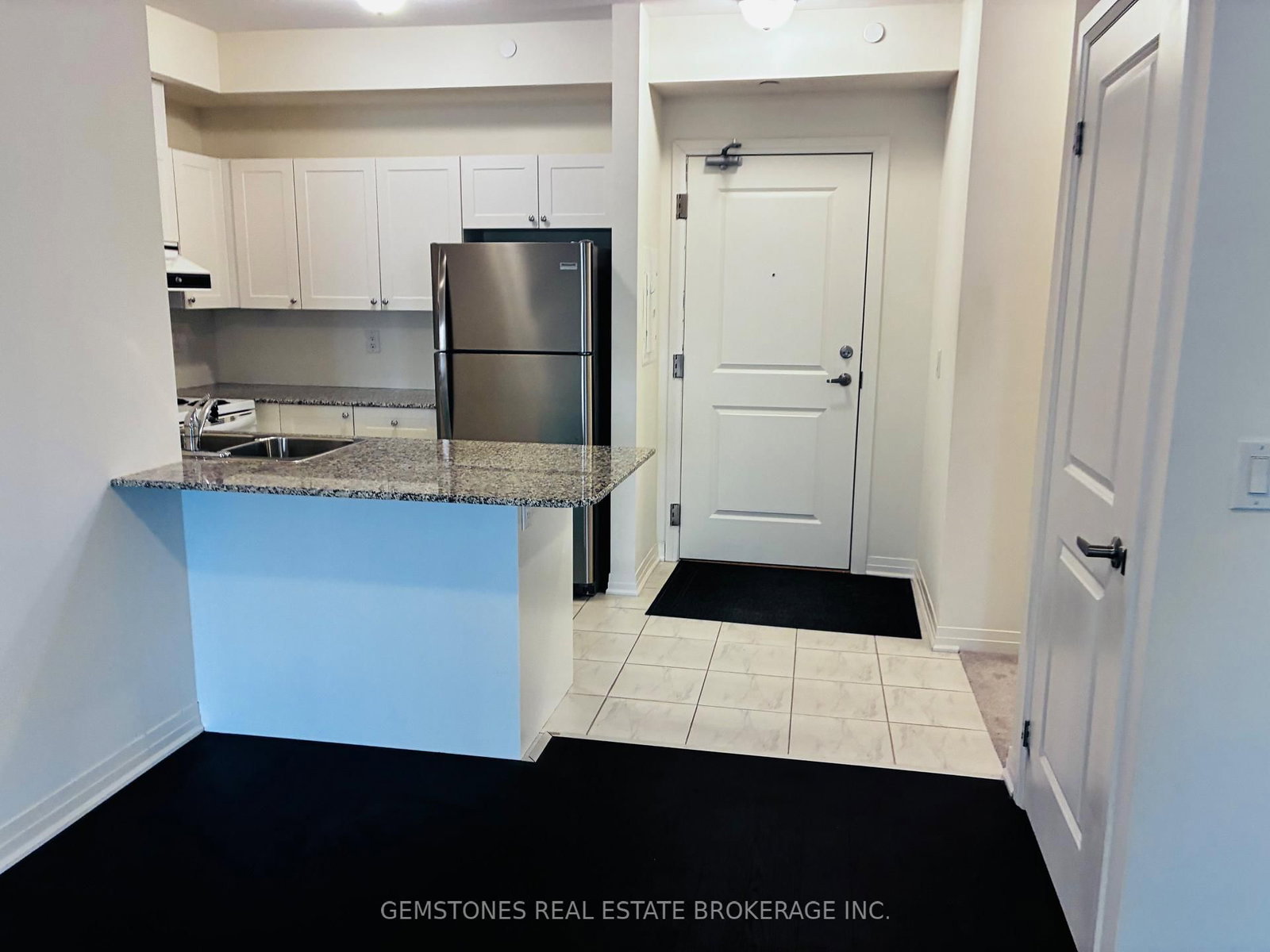 70 Shipway Avenue, Unit 102 - Photo 14