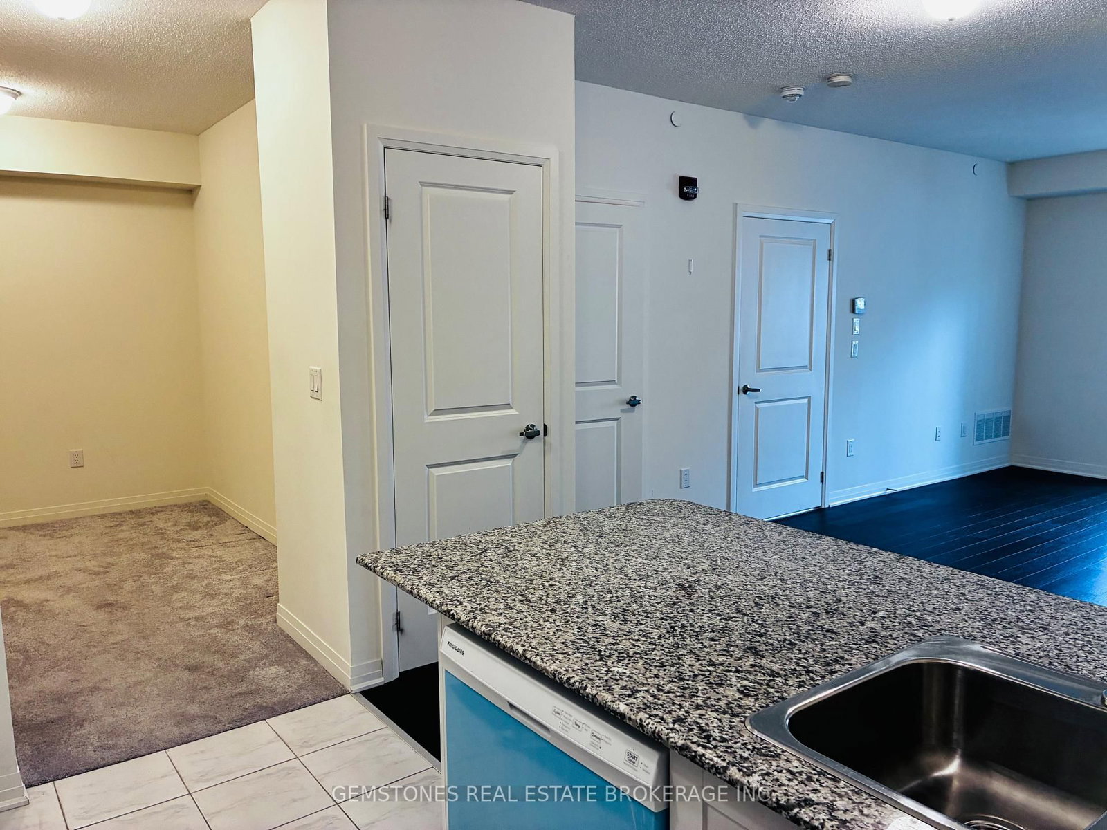 70 Shipway Avenue, Unit 102 - Photo 15