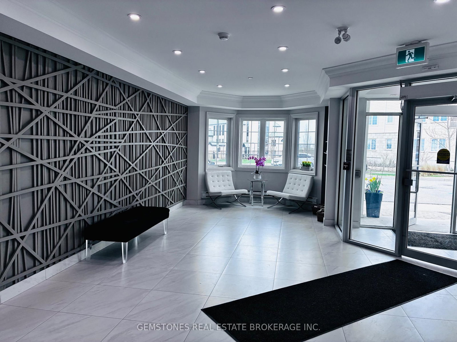 70 Shipway Avenue, Unit 102 - Photo 2