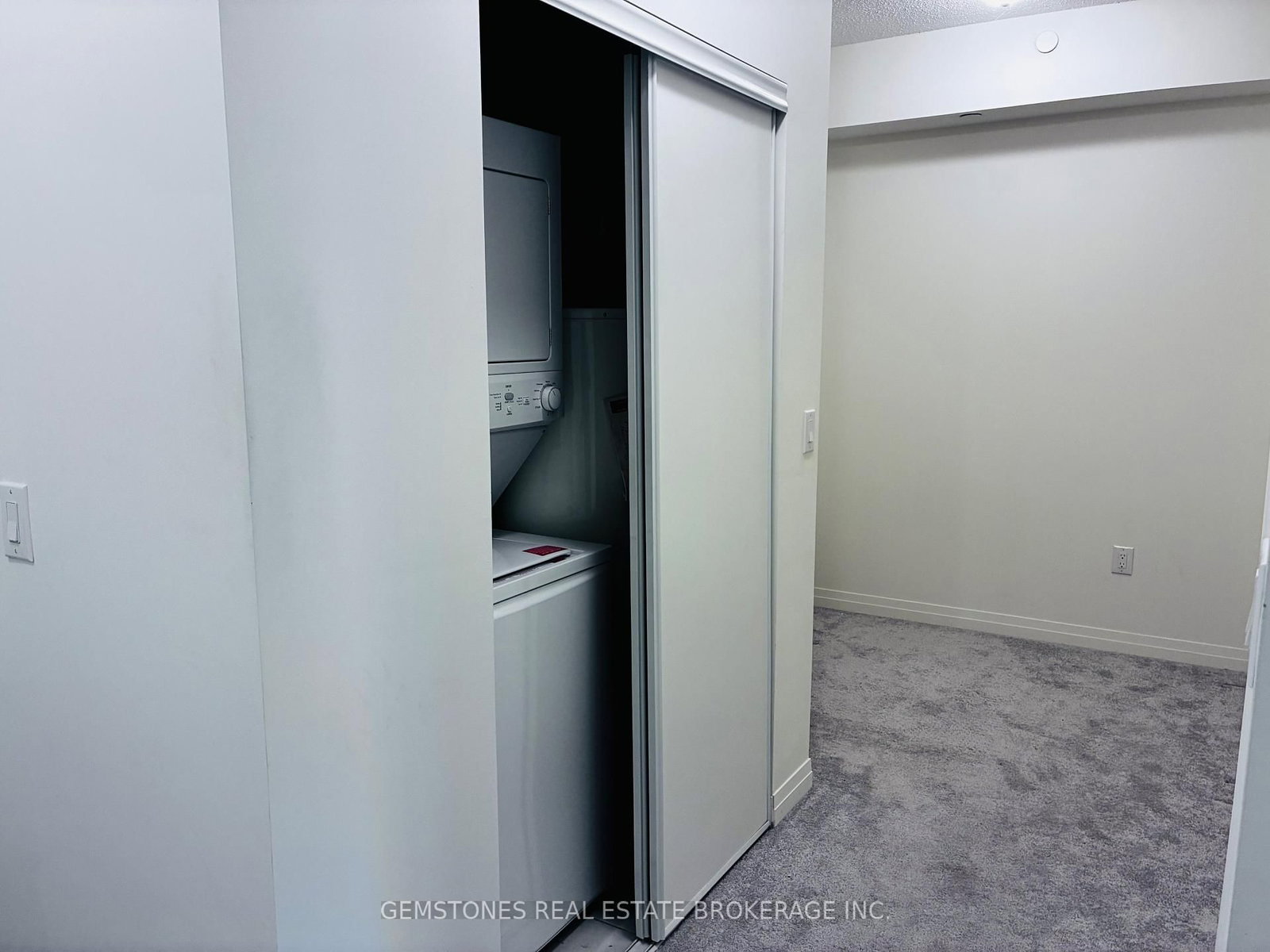 70 Shipway Avenue, Unit 102 - Photo 22