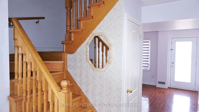 29 Polarlights Way, Toronto, M1X 1Z4 | Image 3