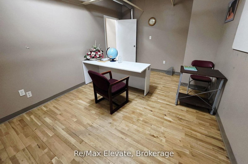 1-UPPER - 1160 Tapscott Rd, Toronto, M1X 1E9 | Image 2