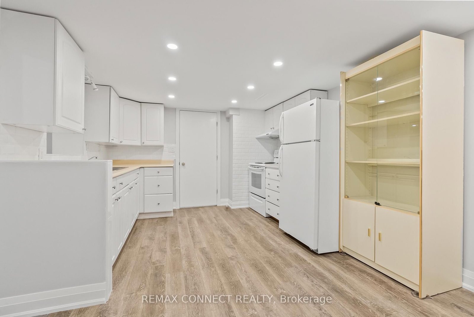 124 Burcher Road - Photo 8