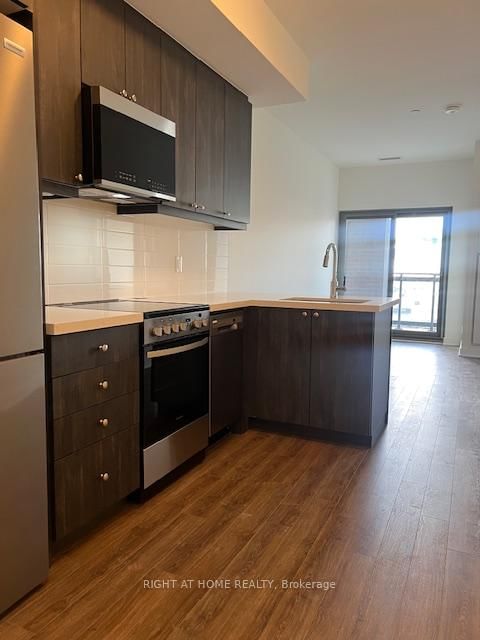 51 Clarington Boulevard, Unit 104 - Photo 2