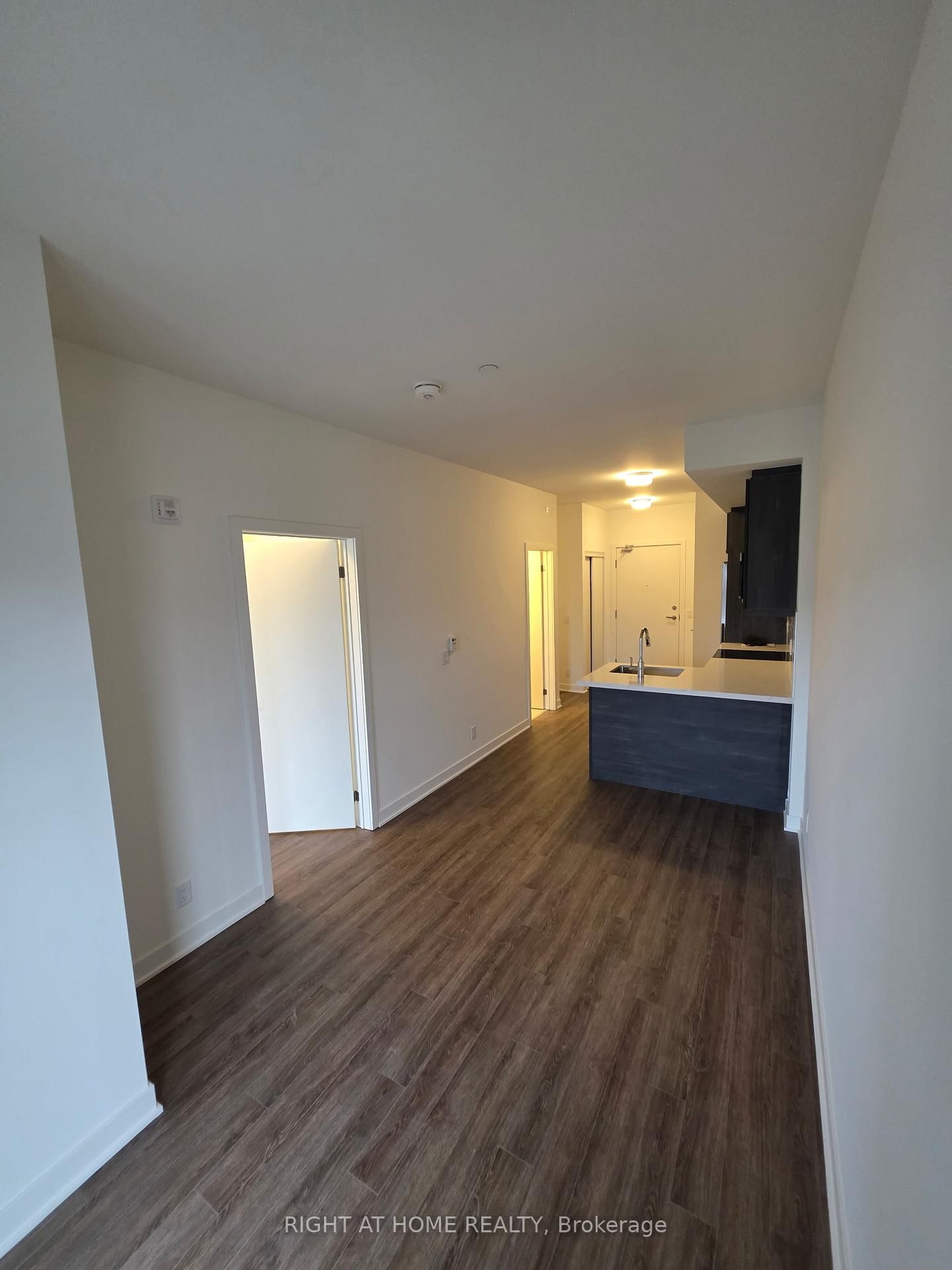 51 Clarington Boulevard, Unit 104 - Photo 4