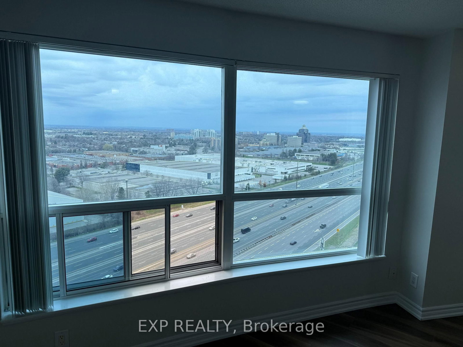 38 Lee Centre Drive, Unit 2203 - Photo 13