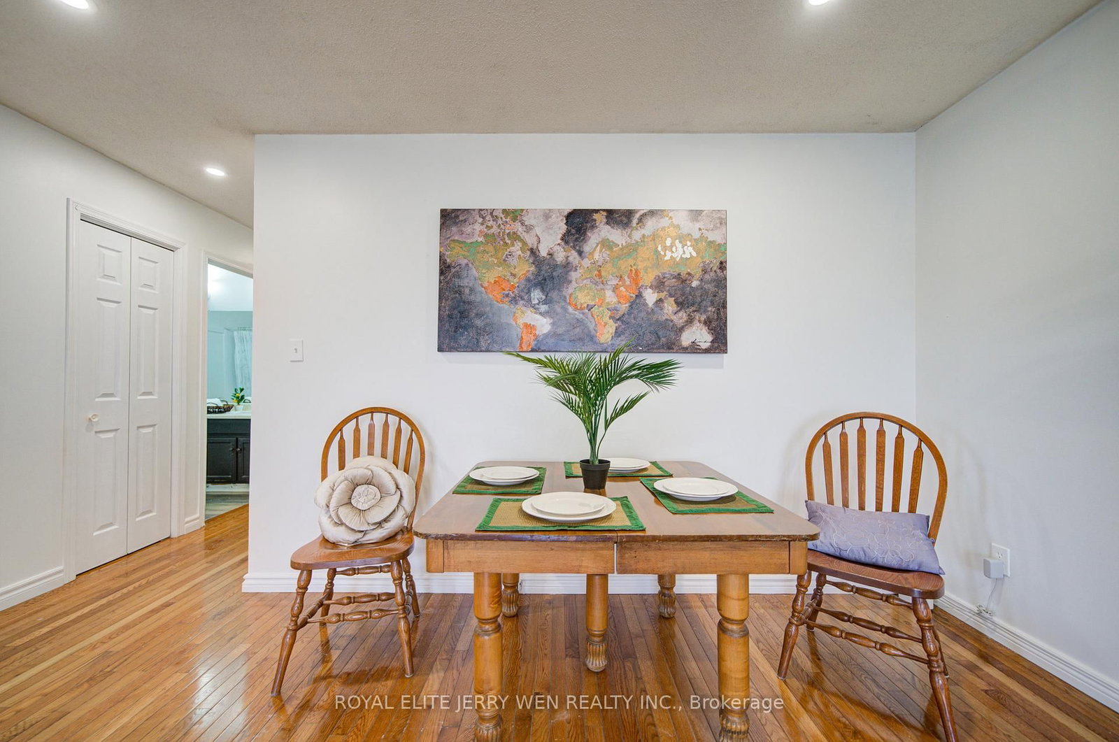 1402 Wilson Road N - Photo 12