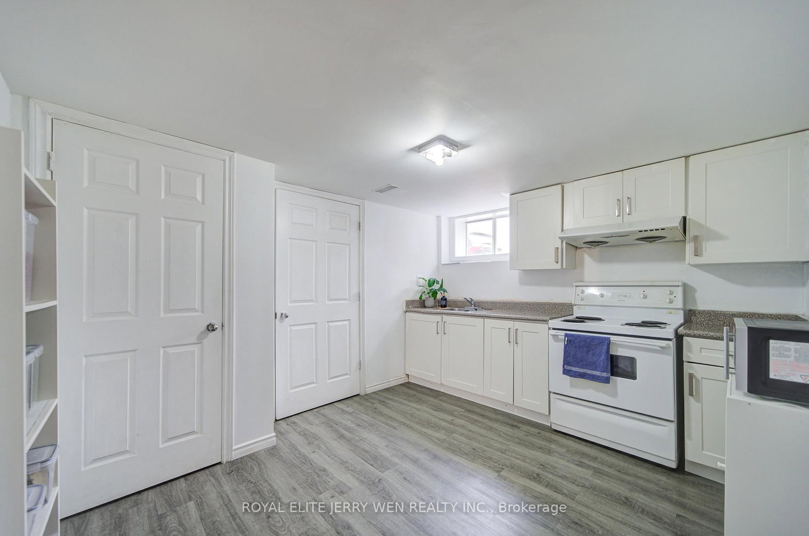 1402 Wilson Road N - Photo 23