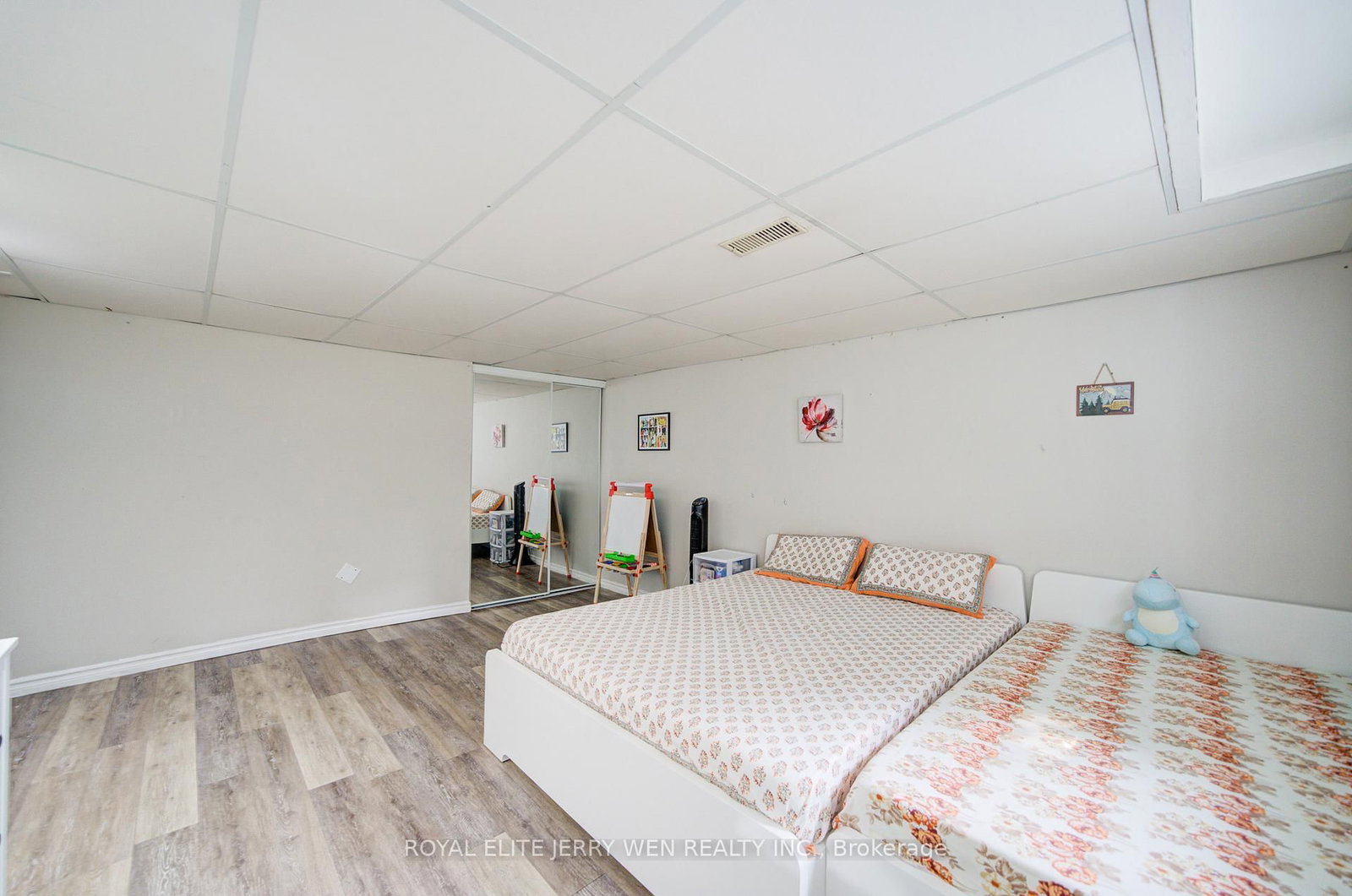 1402 Wilson Road N - Photo 30