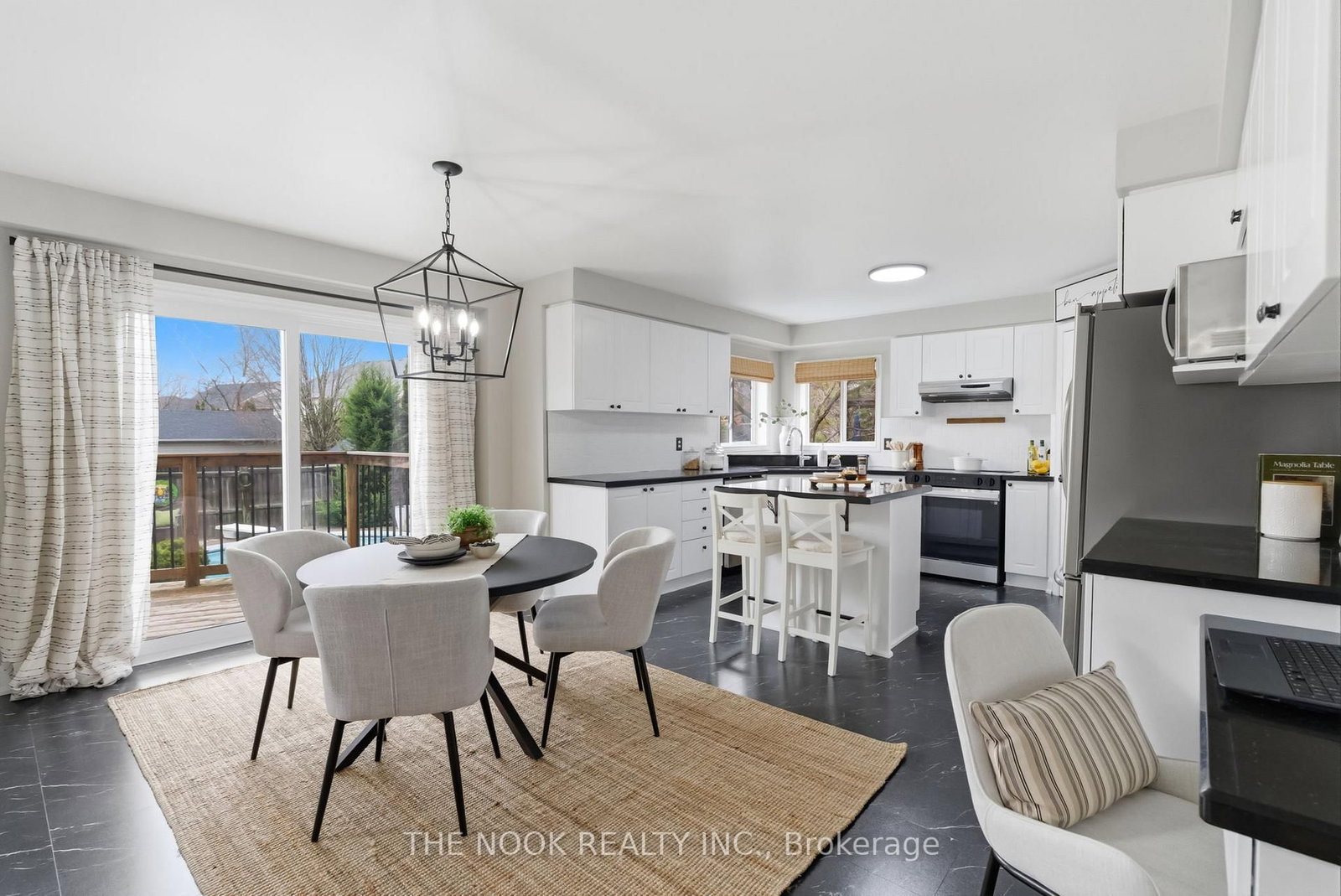 22 Selkirk Drive - Photo 17