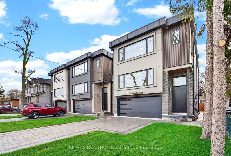 792 Midland Ave, Toronto, M1K 4E7 | Image 2