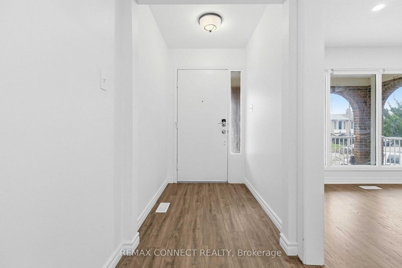 Upper - 1899 Rosefield Rd, Pickering, L1V 3K1 | Image 2