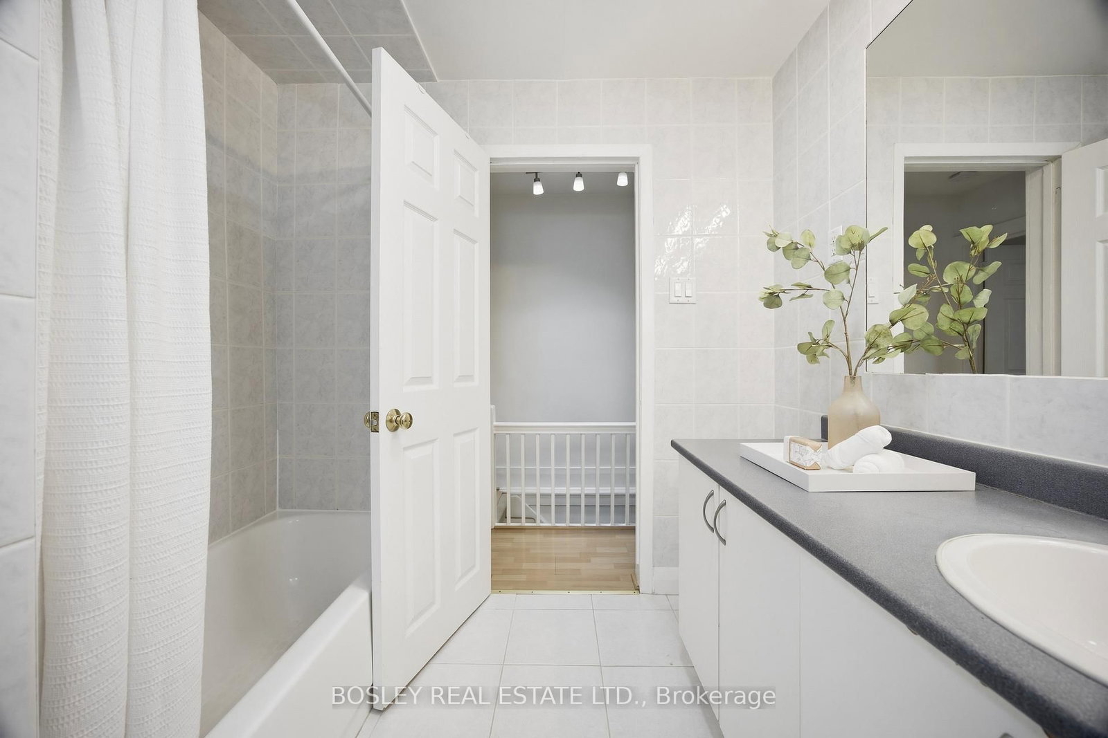 92 Glebemount Avenue - Photo 27