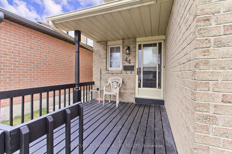 44 Bashford Rd, Ajax, L1S 3Y2 | Image 2