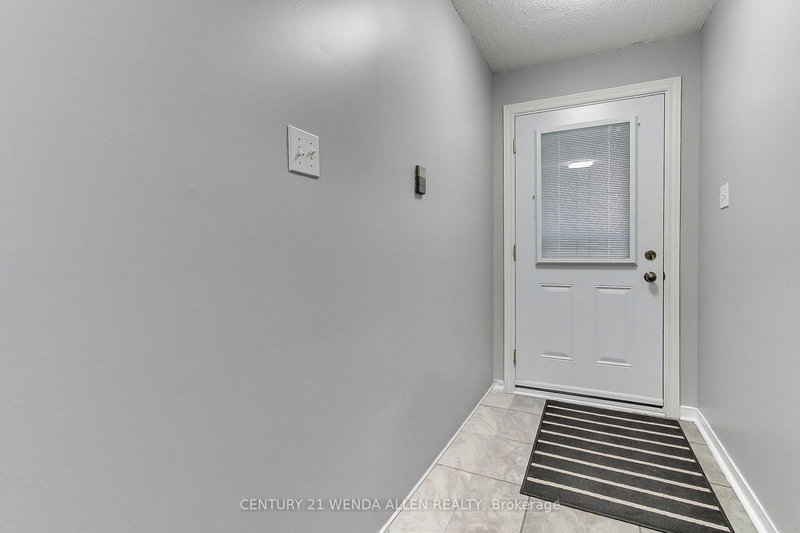 44 Bashford Rd, Ajax, L1S 3Y2 | Image 3