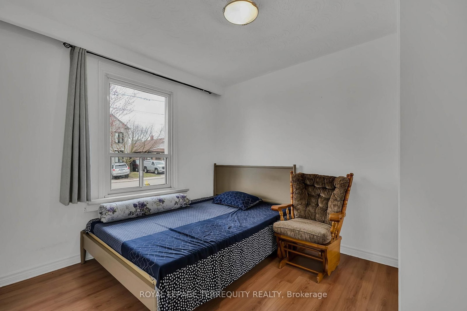 Detached House for sale at 27 Phillip Avenue, Toronto, Ontario, M1N 3P8 - Birchcliffe-Cliffside - MLS: E13019008