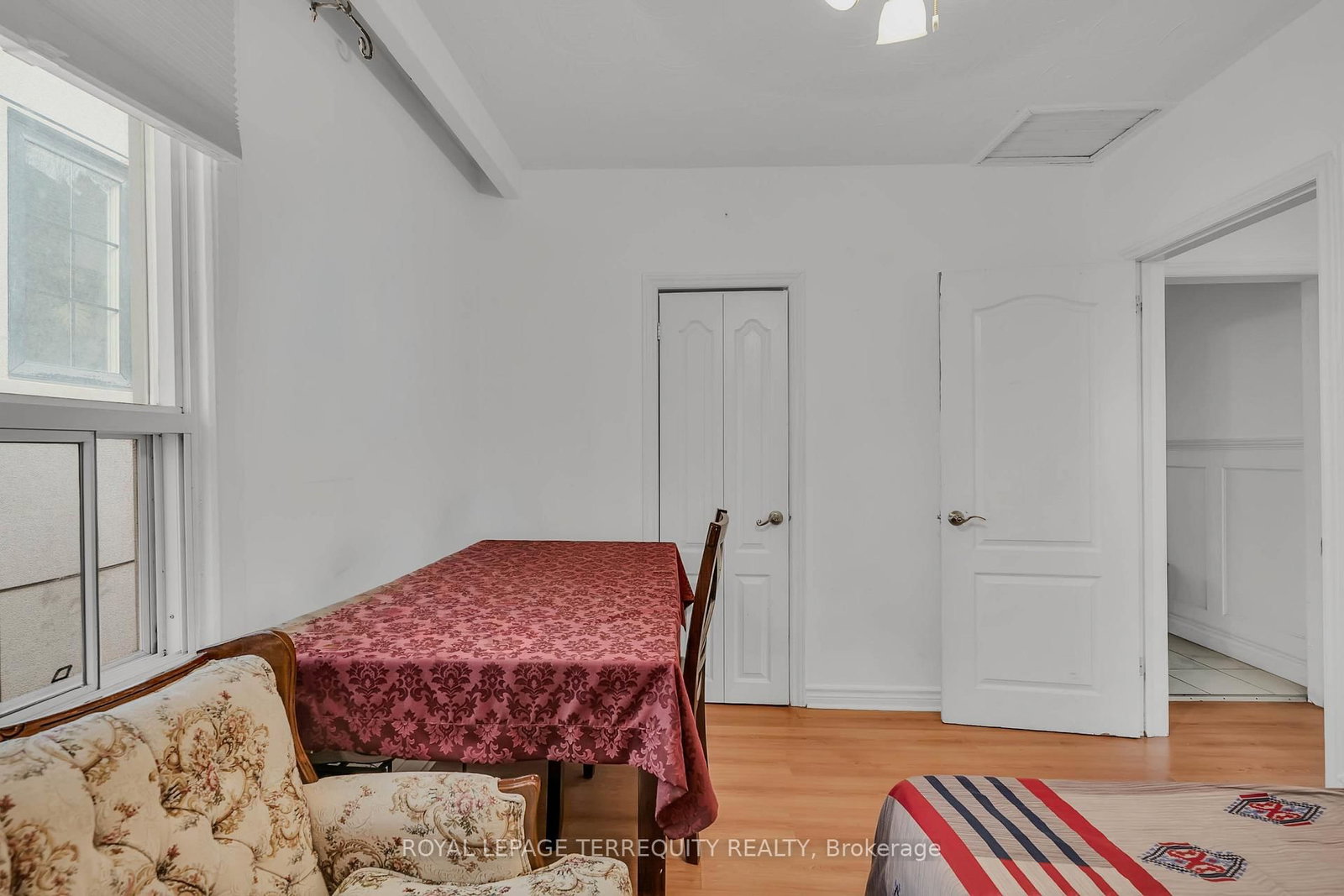 Detached House for sale at 27 Phillip Avenue, Toronto, Ontario, M1N 3P8 - Birchcliffe-Cliffside - MLS: E13019008