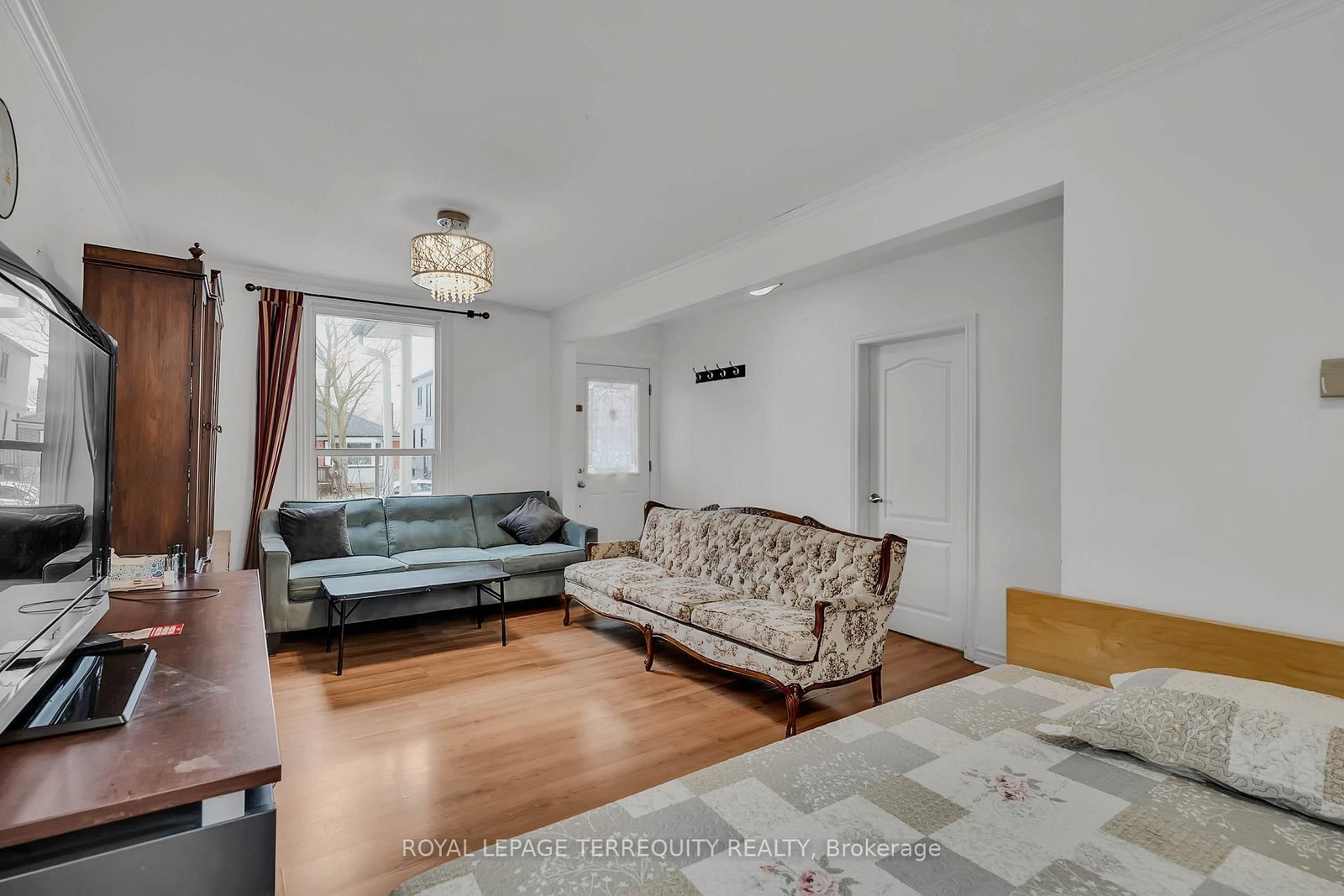 Detached House for sale at 27 Phillip Avenue, Toronto, Ontario, M1N 3P8 - Birchcliffe-Cliffside - MLS: E13019008