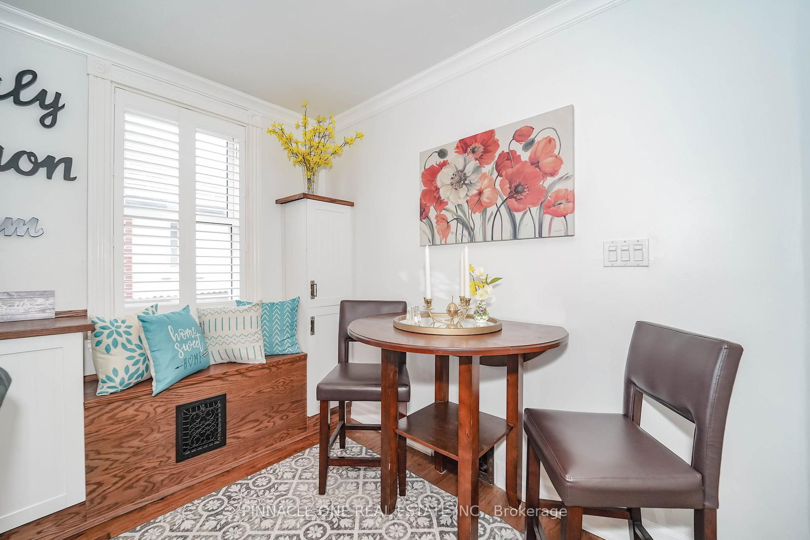 804 Byron Street S - Photo 13