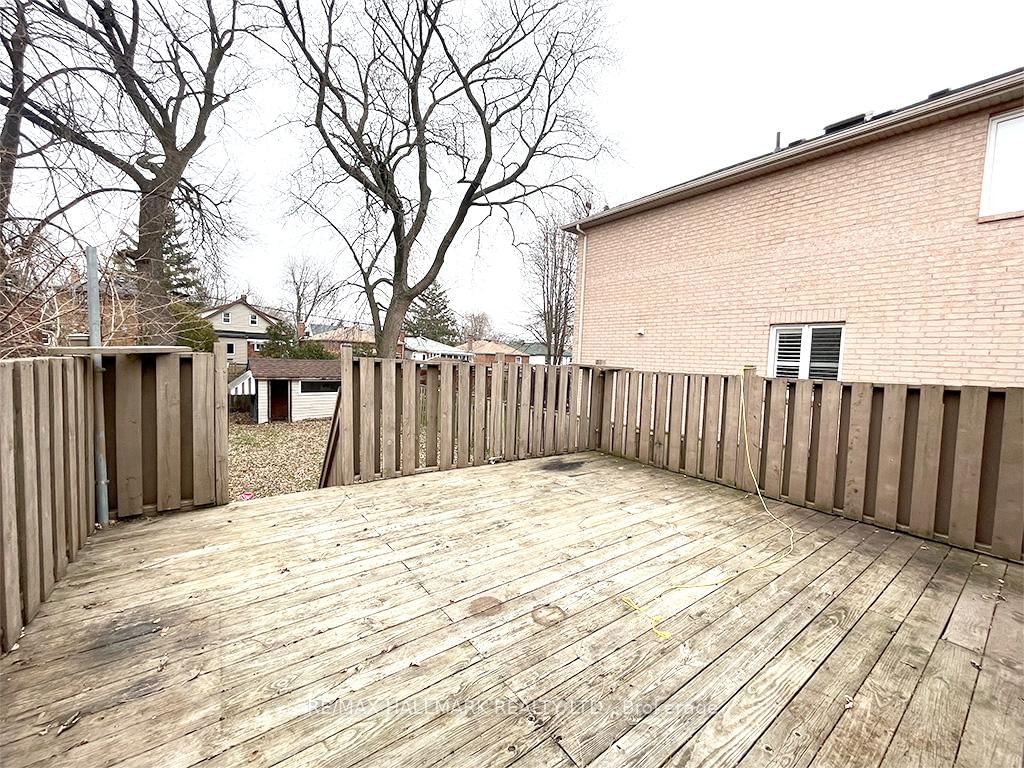 67 Claremore Avenue - Photo 24