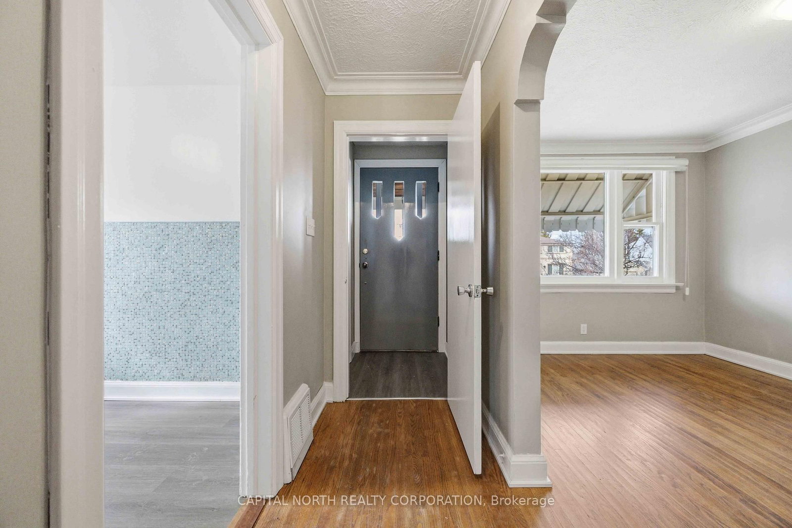 129 Brenda Crescent - Photo 3