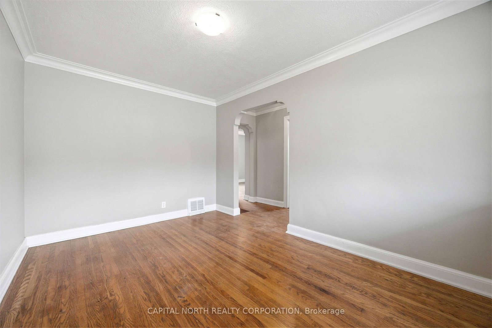 129 Brenda Crescent - Photo 6