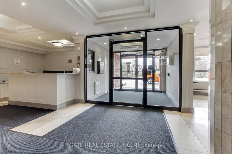 1710 - 330 Mccowan Rd, Toronto, M1J 3N3 | Image 3