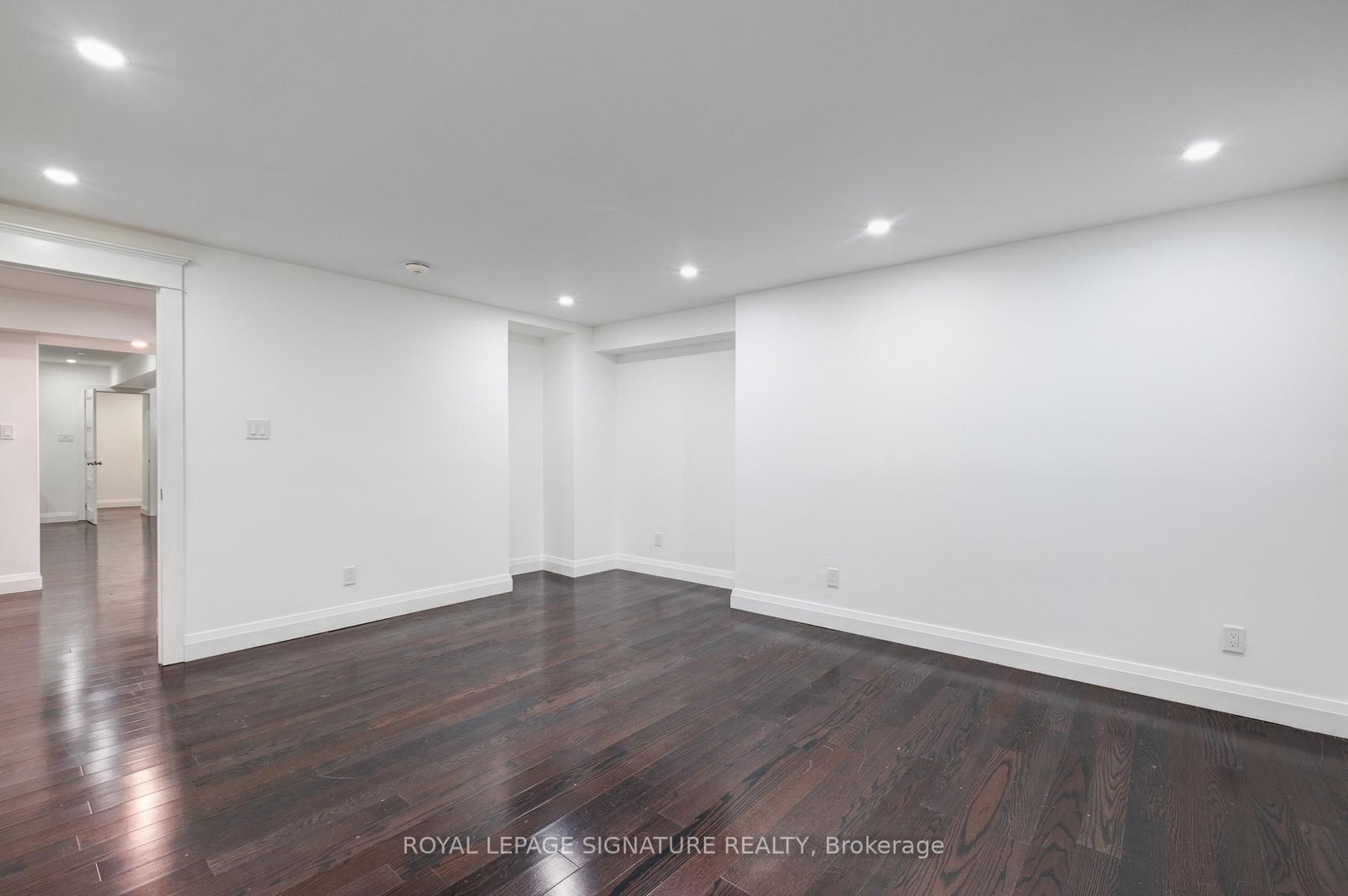 36 Thyra Avenue, Unit Lower - Photo 11