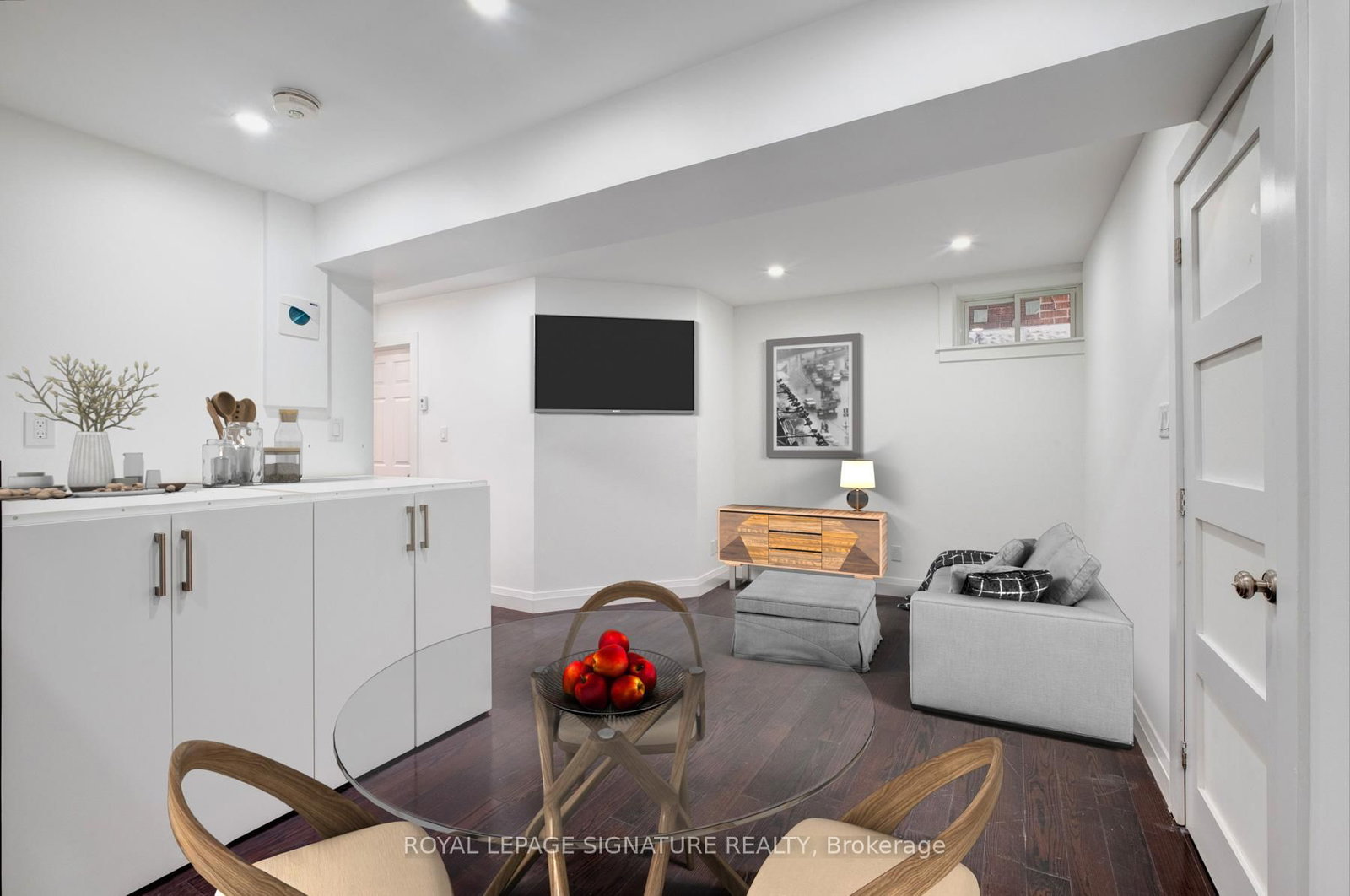 36 Thyra Avenue, Unit Lower - Photo 3