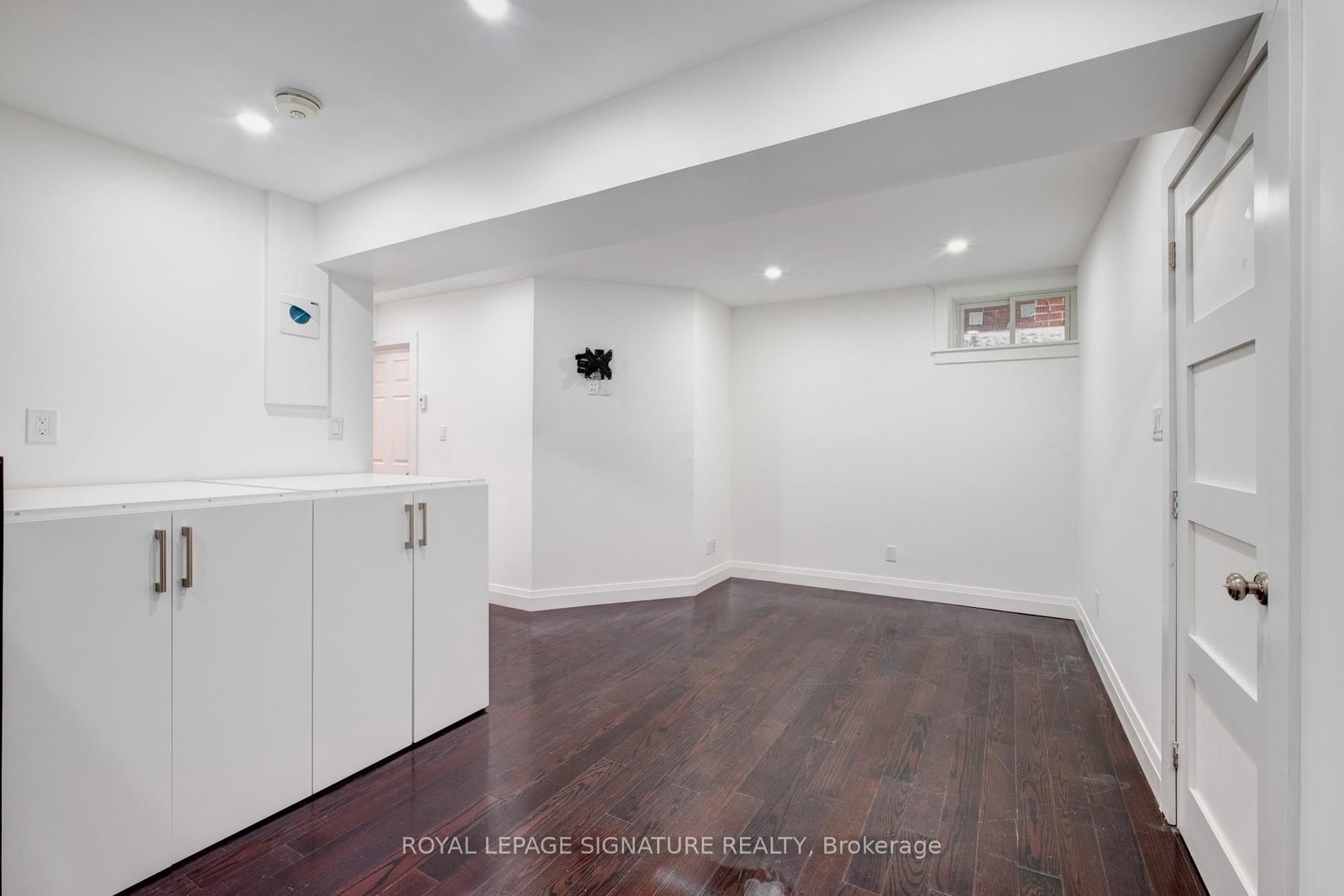36 Thyra Avenue, Unit Lower - Photo 5