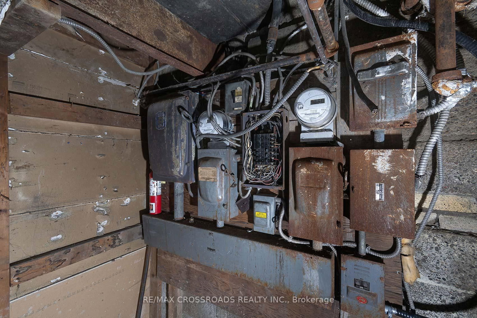 2230 Kingston Road - Photo 21